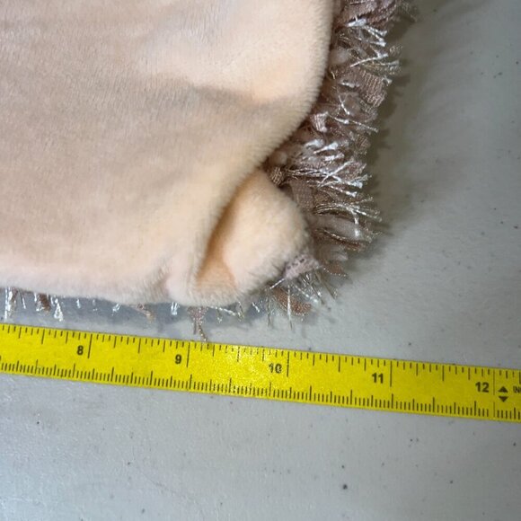 Blush Pink Shag Accent Pillow Covers 2pc Set 24"x24" Zipper Heavy Weight Fabric - Picture 3 of 5